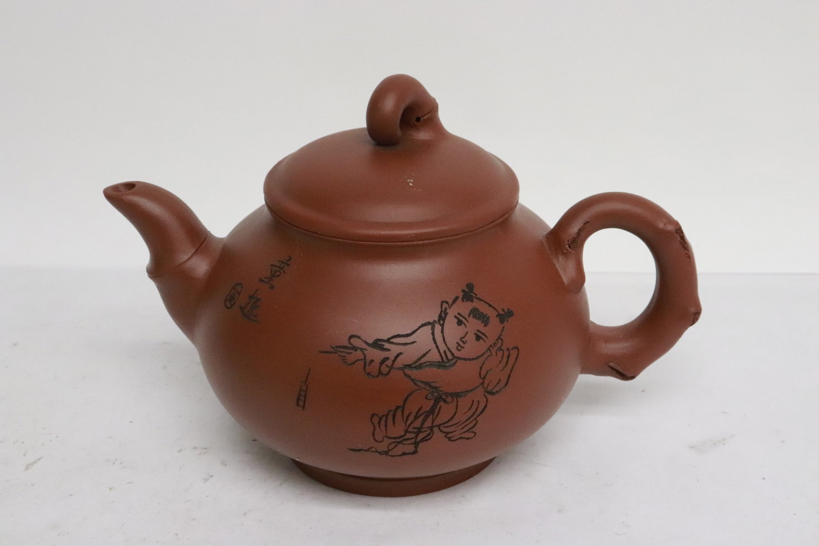 3 Yixing teapots - 5