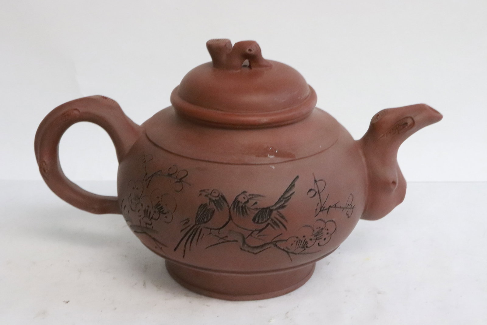 2 large Yixing teapots - 2