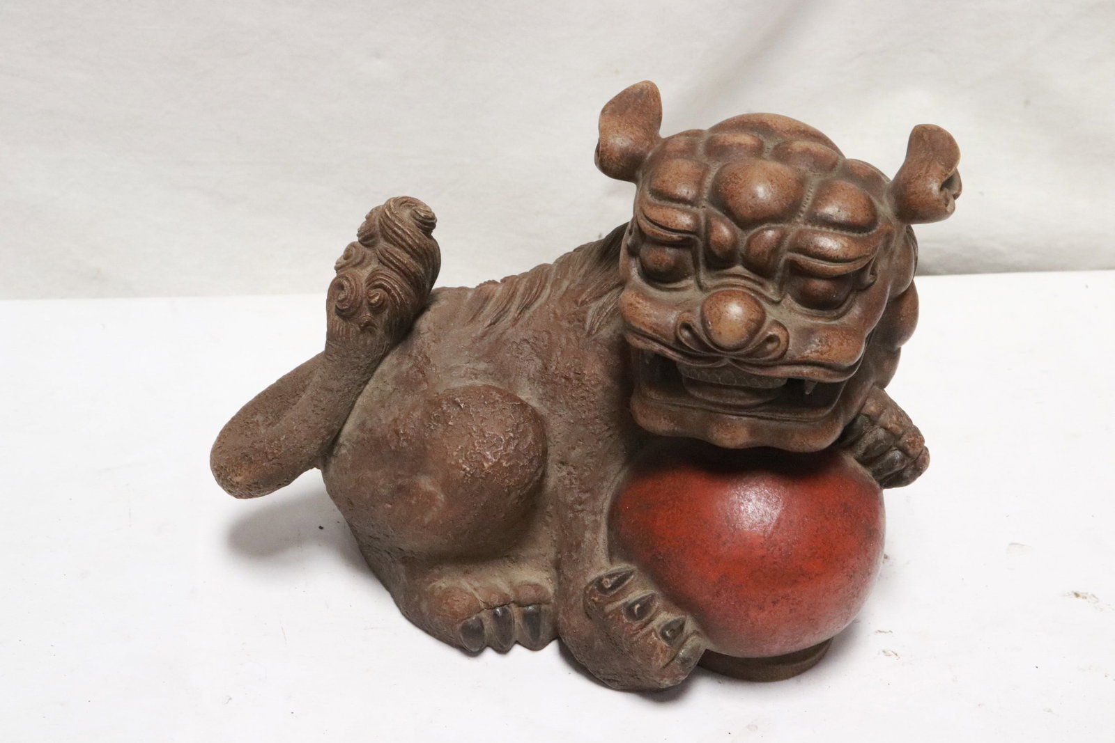 Pair earthenware fulions - 2