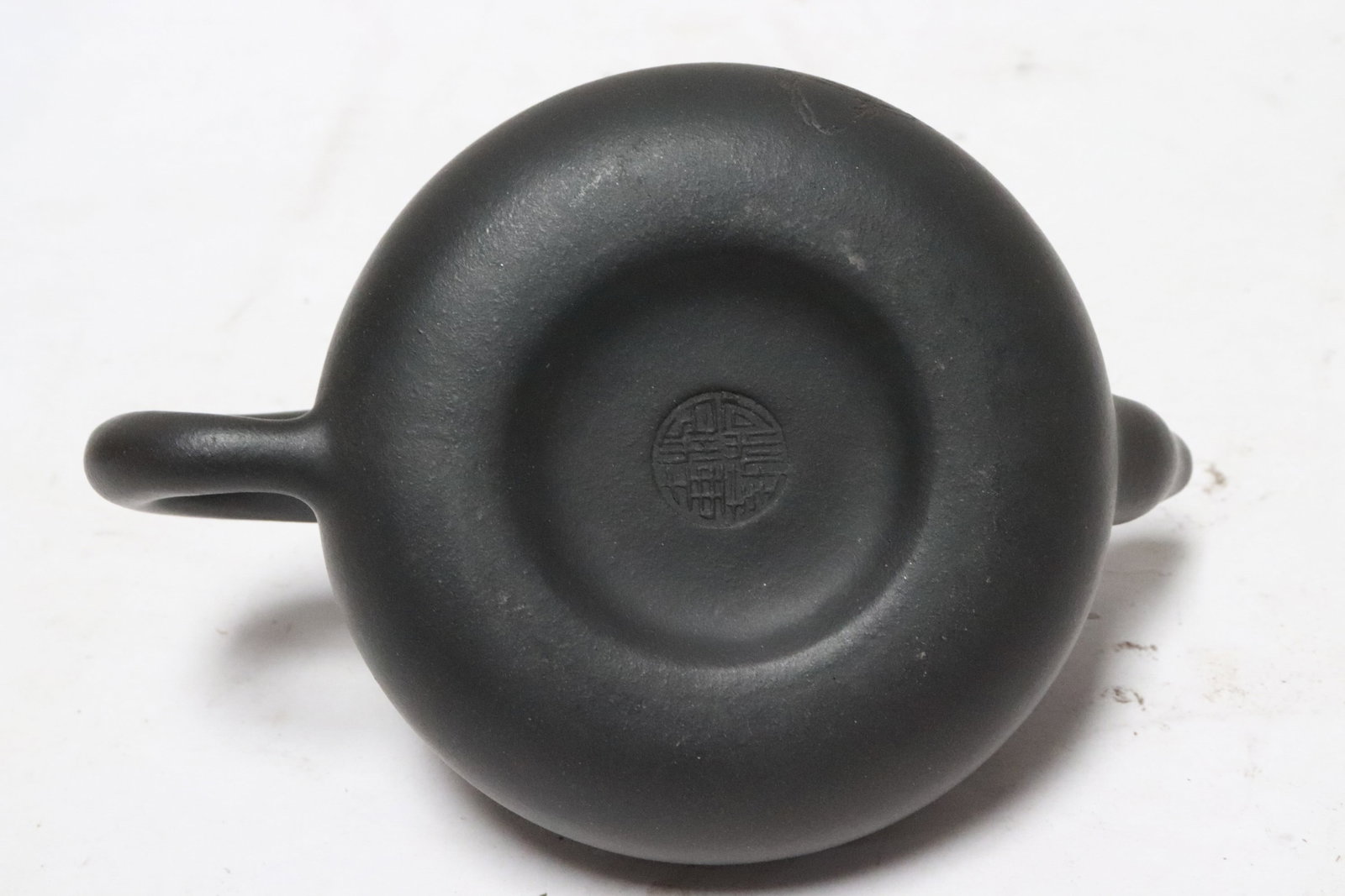 3 Yixing teapots - 7