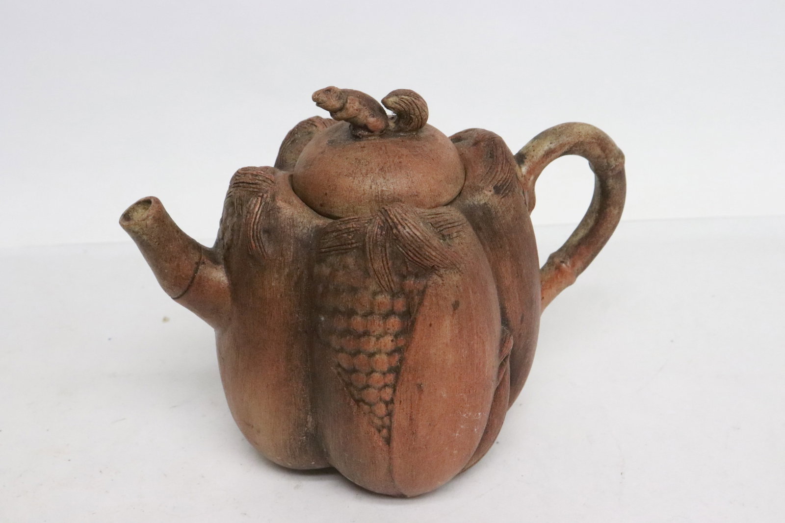 2 large Yixing teapots - 2