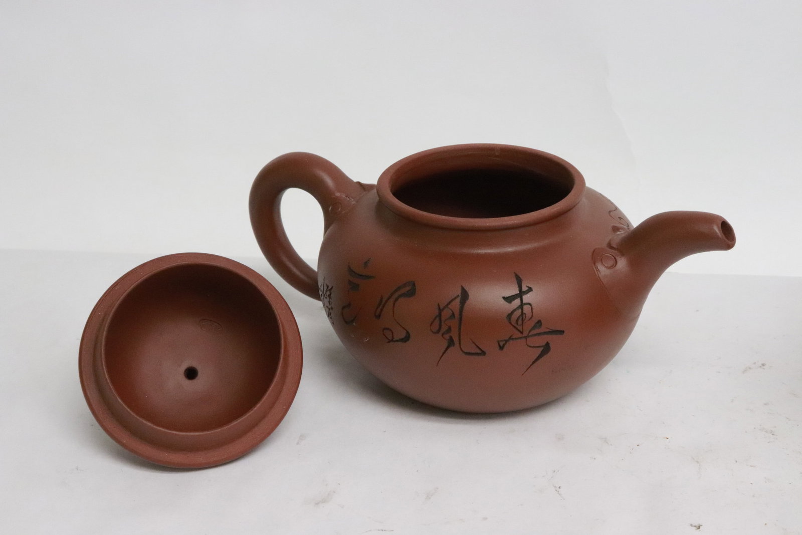 3 Yixing teapots - 3
