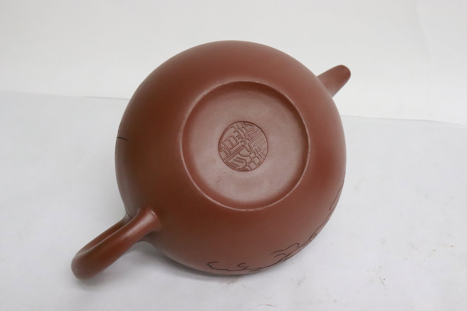 3 Yixing teapots - 4
