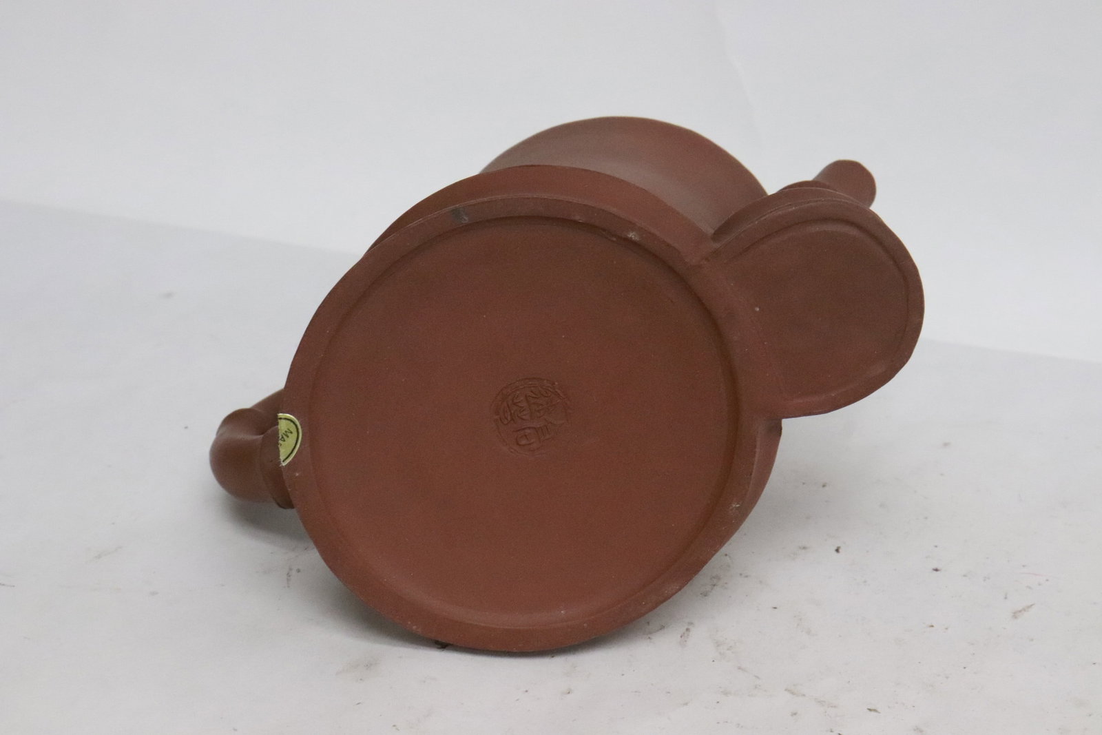 3 Yixing teapots - 7