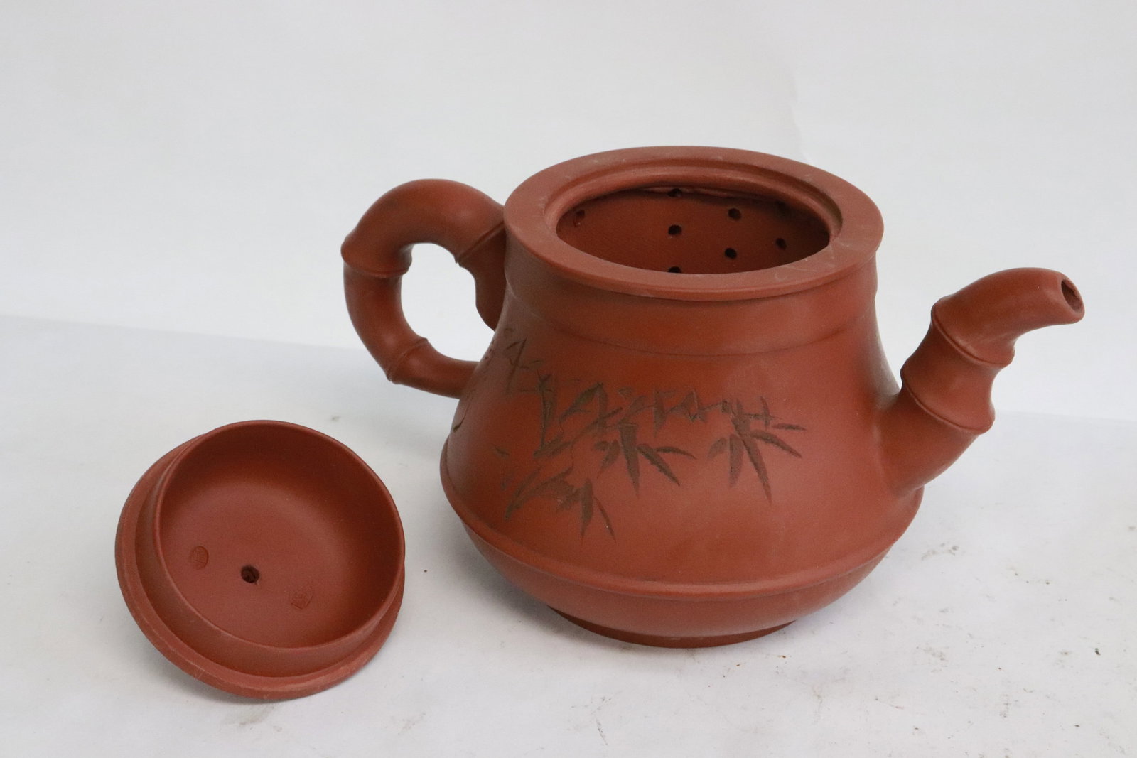 3 Yixing teapots - 3