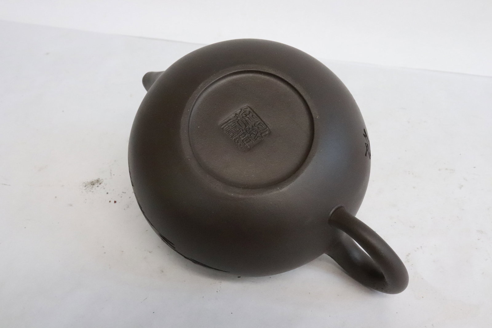 3 Yixing teapots - 7
