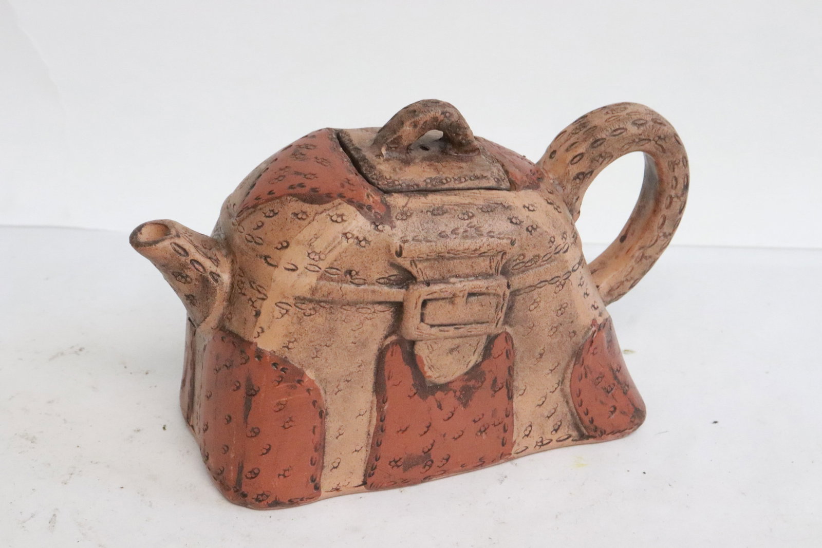 3 Yixing teapots - 7