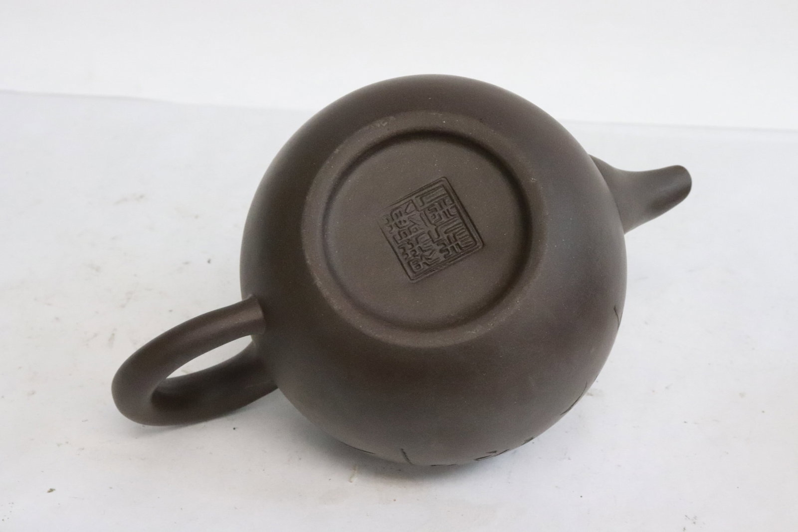 3 Yixing teapots - 10