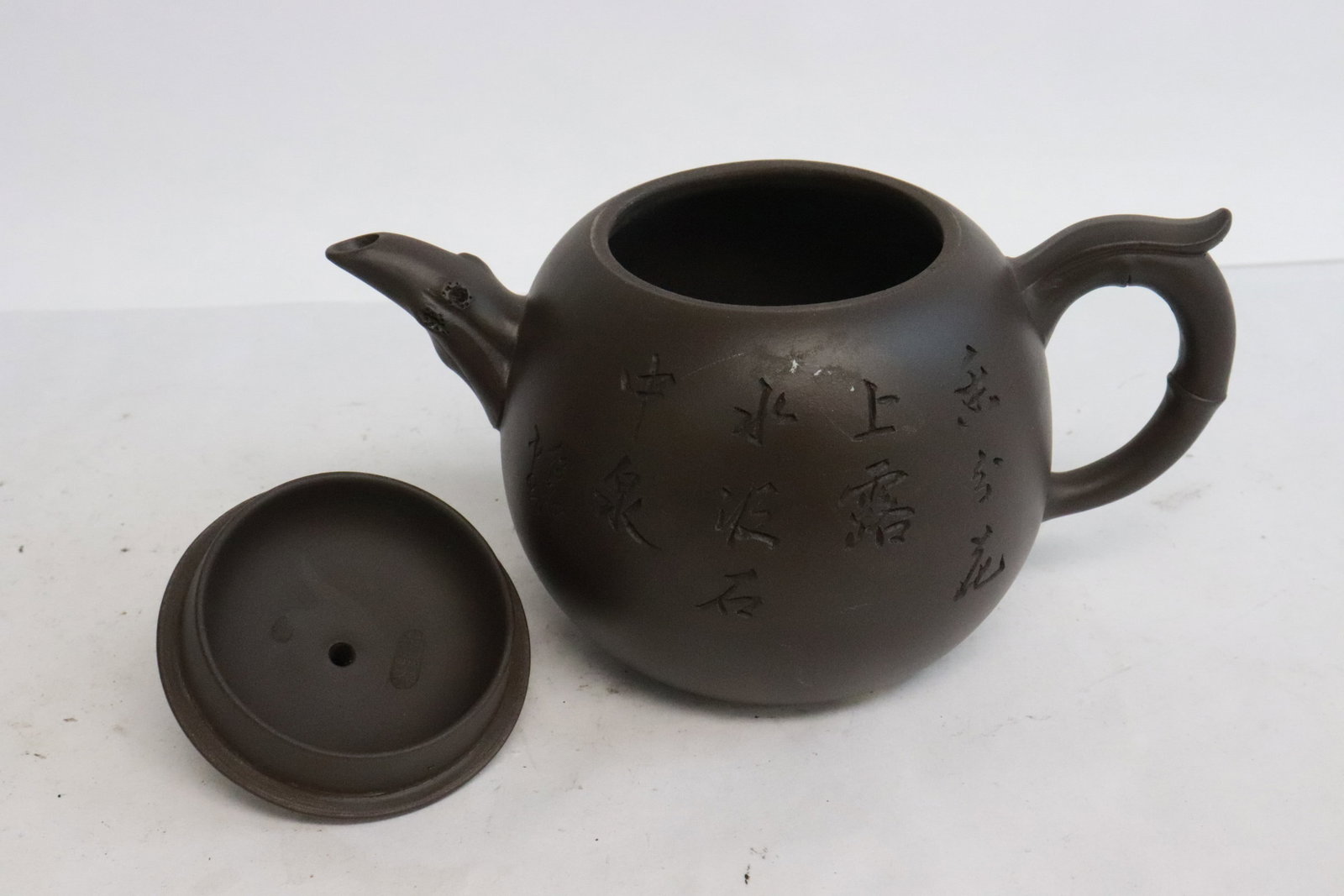 3 Yixing teapots - 3