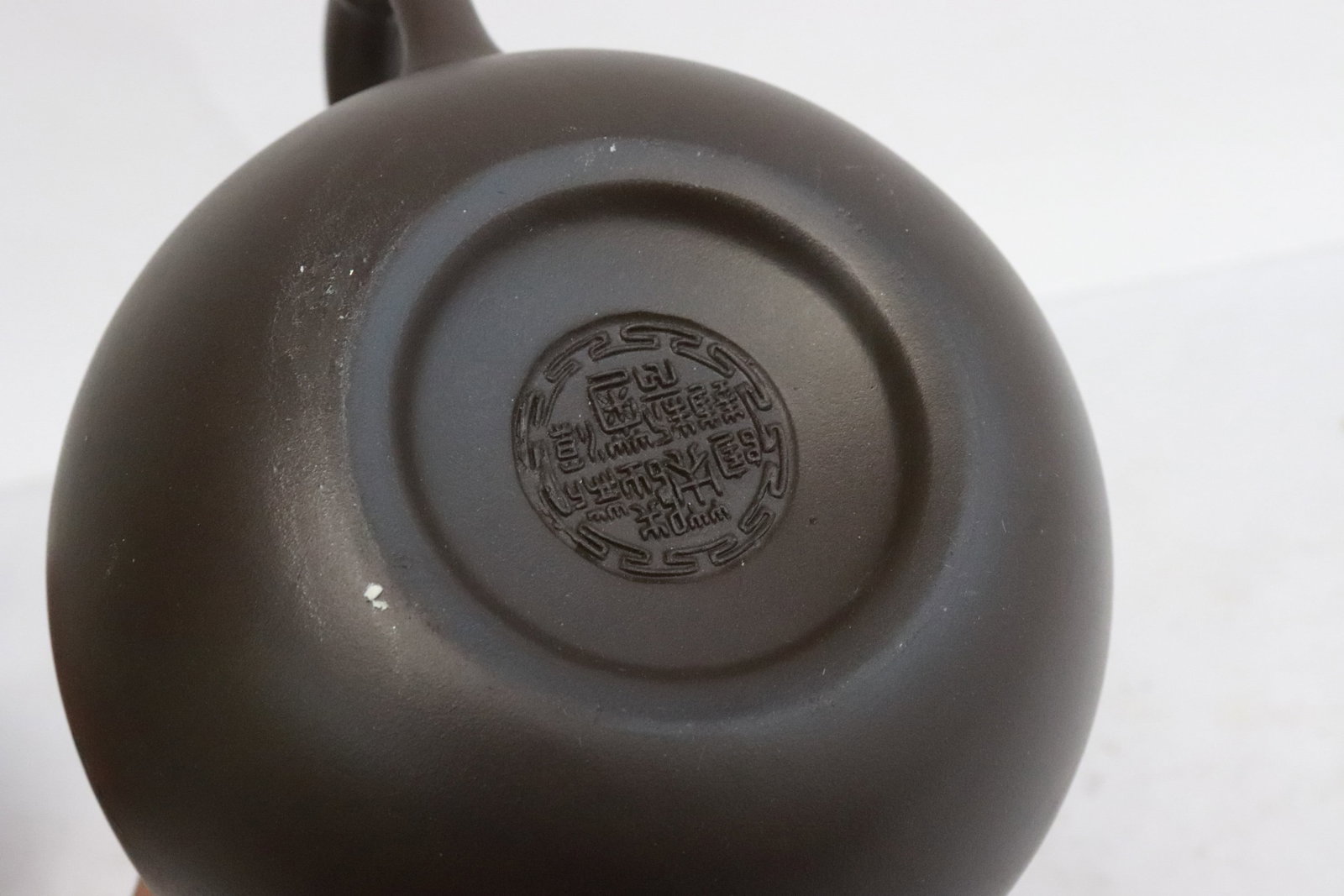 3 Yixing teapots - 4