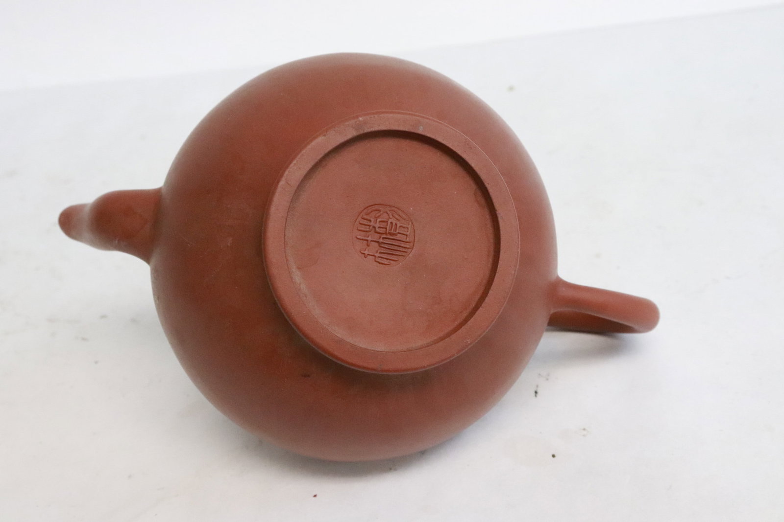 3 Yixing teapots - 7