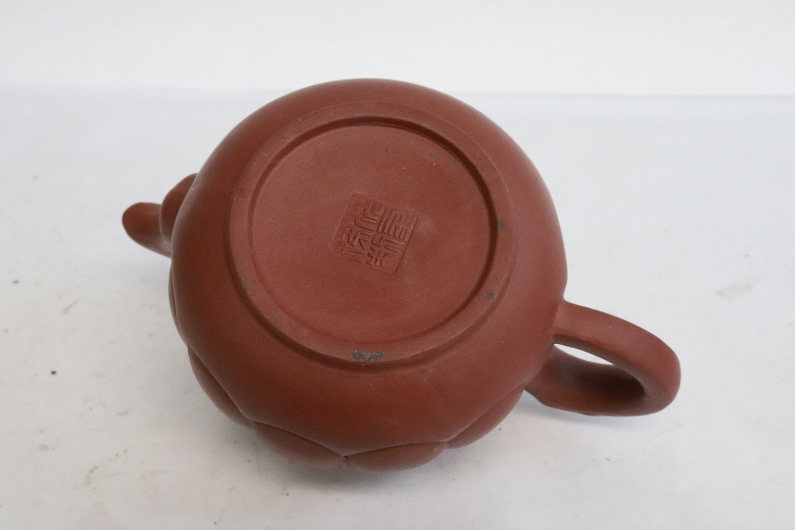 3 Yixing teapots - 7