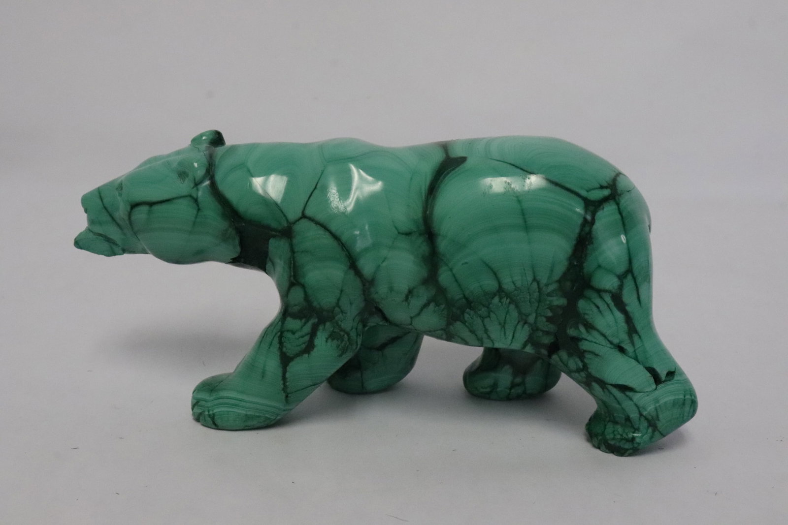Malachite carved bear, chip - 5