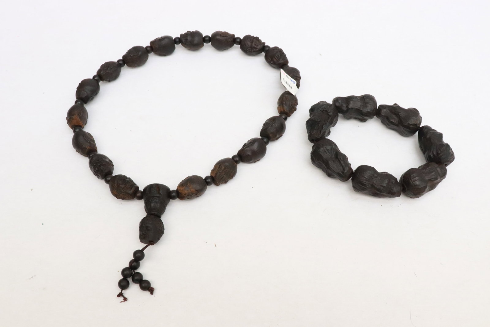 A bead bracelet, and a bead necklace: A bead (1.5"x0.9"x0.9" ea) bracelet, and a bead (0.85"x0.7"x0.7" ea) necklace