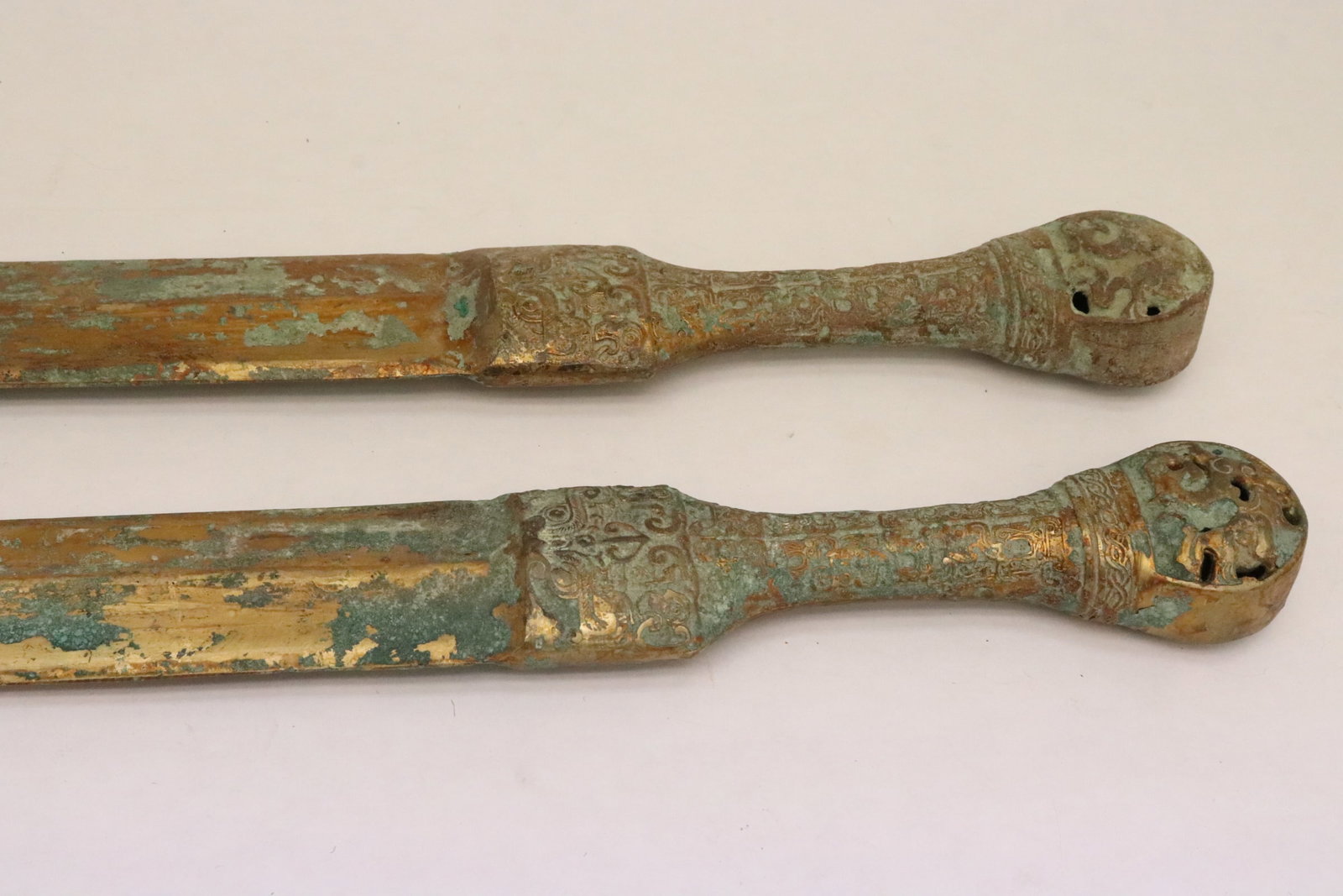 2 bronze swords - 2