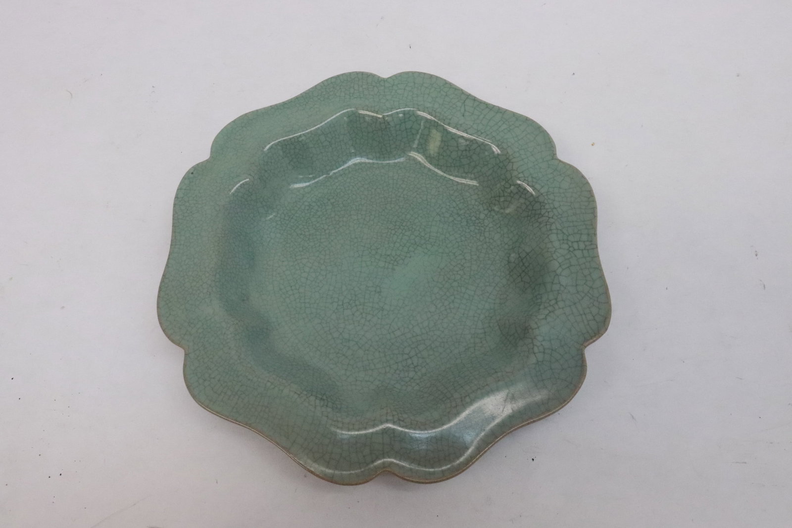 Song style celadon crackleware plate (1 of 4)