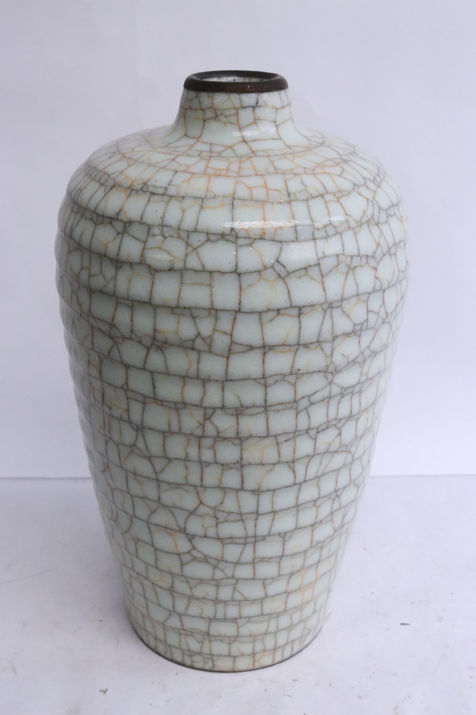 Fine Song style crackleware meiping (1 of 7)