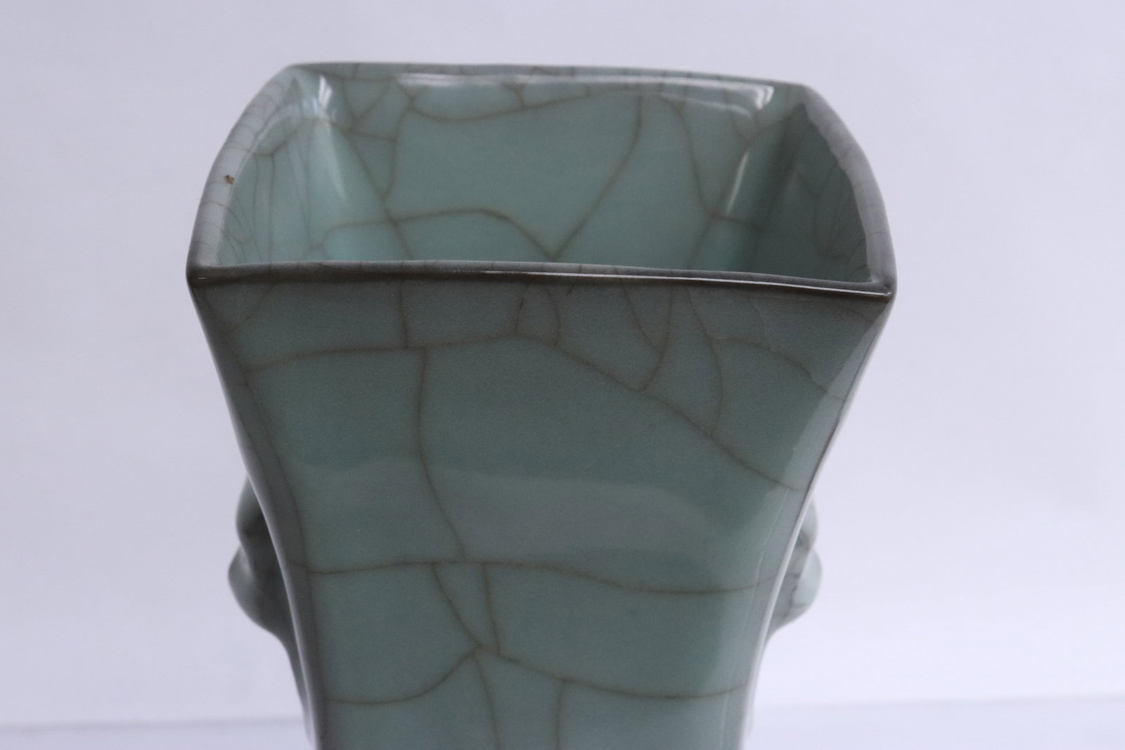 Celadon gu vase - 4