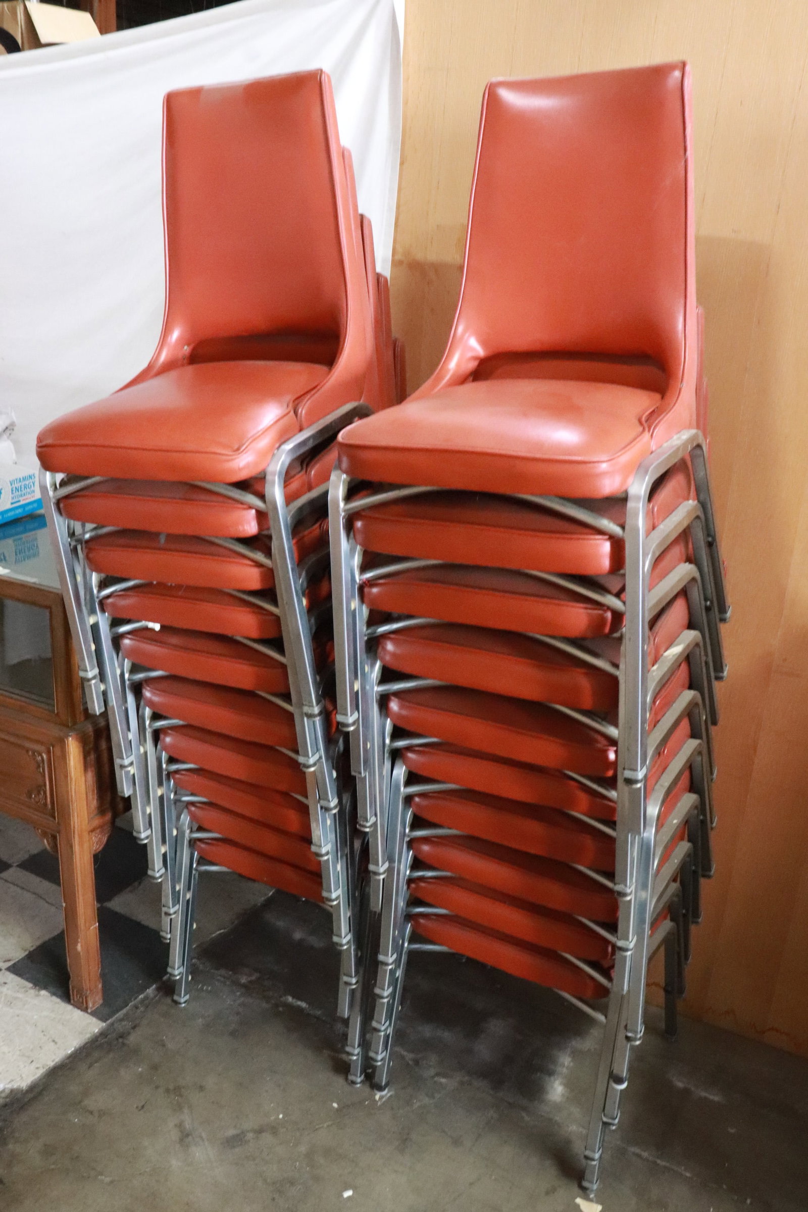 20 side chairs: 20 side chairs, 33.8"x17.1"x21.2" ea