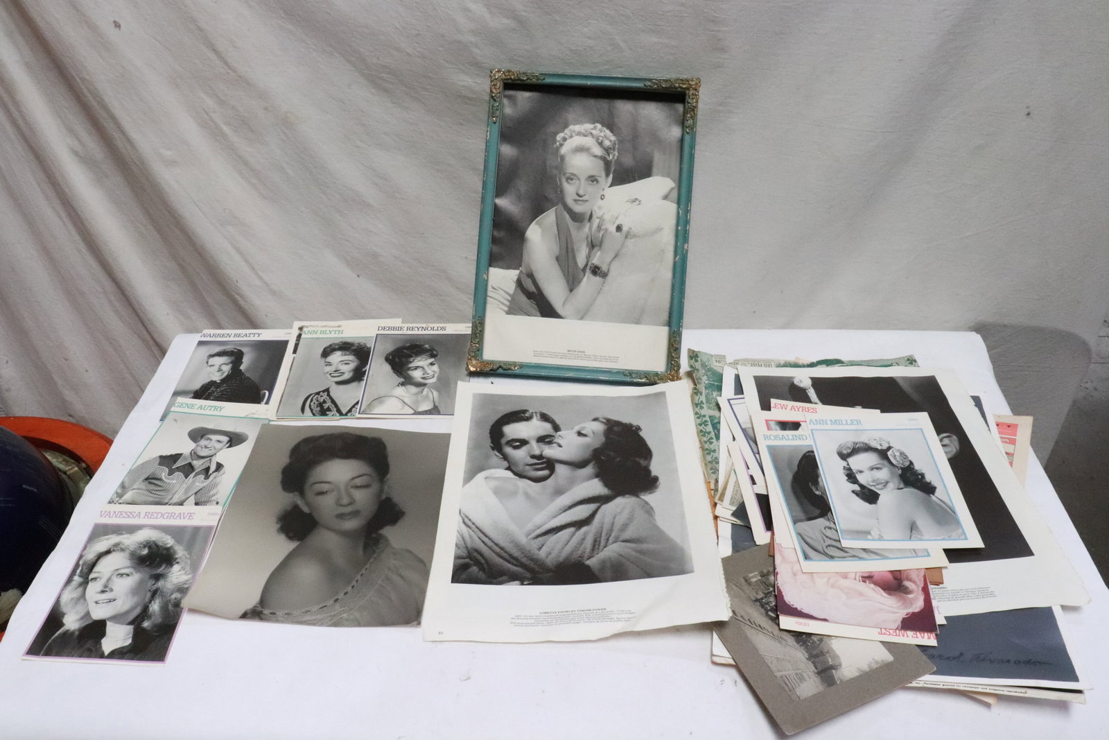 Lot of photos, maps: Lot of photos, maps, 3.4"x4.3" - 14.4"x11"