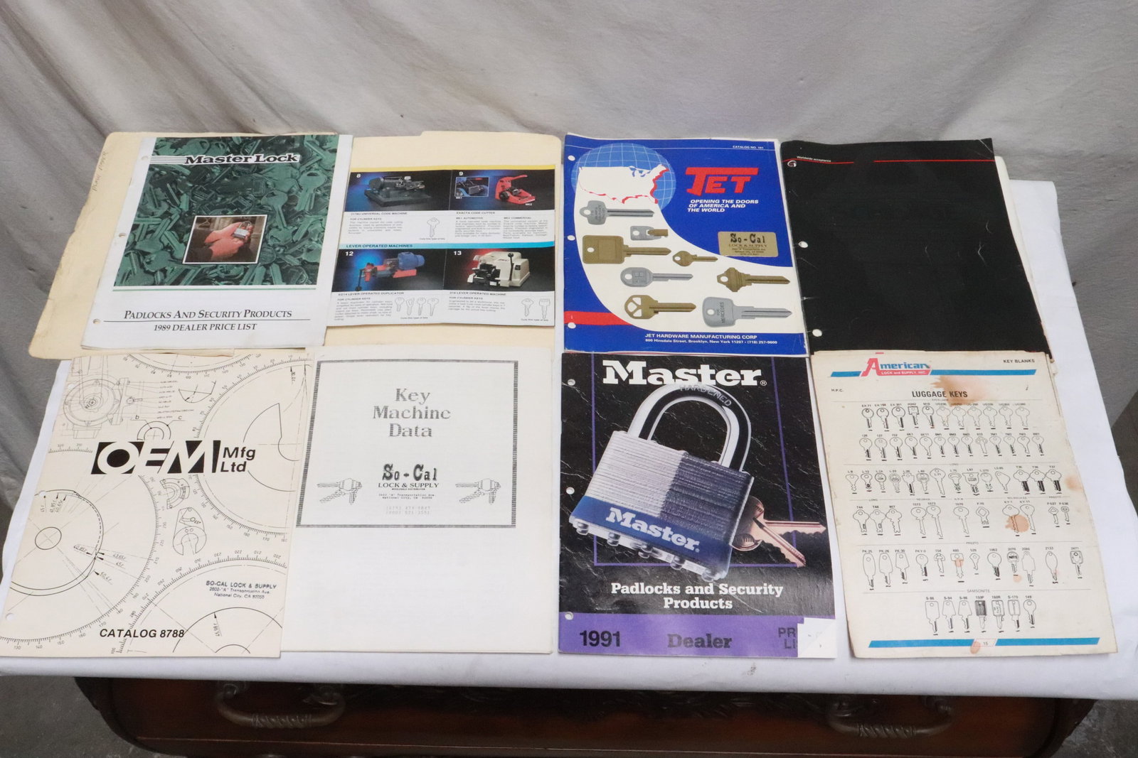 Lot of locksmith keys and locks: Lot of locksmith keys and locks