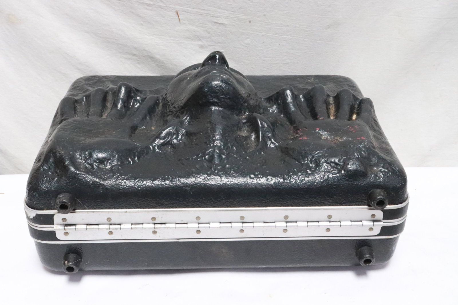 artist designed suitcase, signed - 4