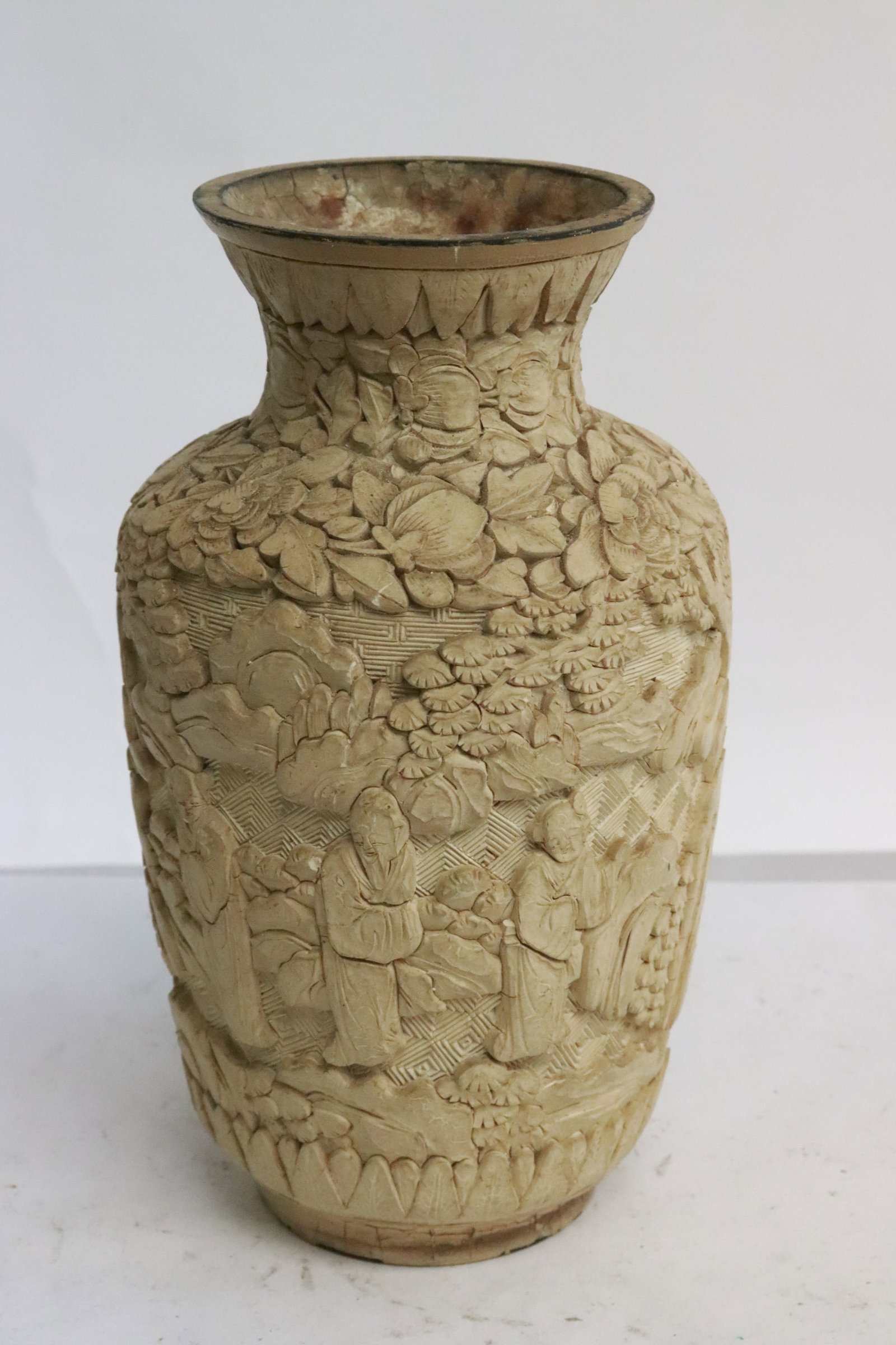 A cinnabar vase (1 of 7)