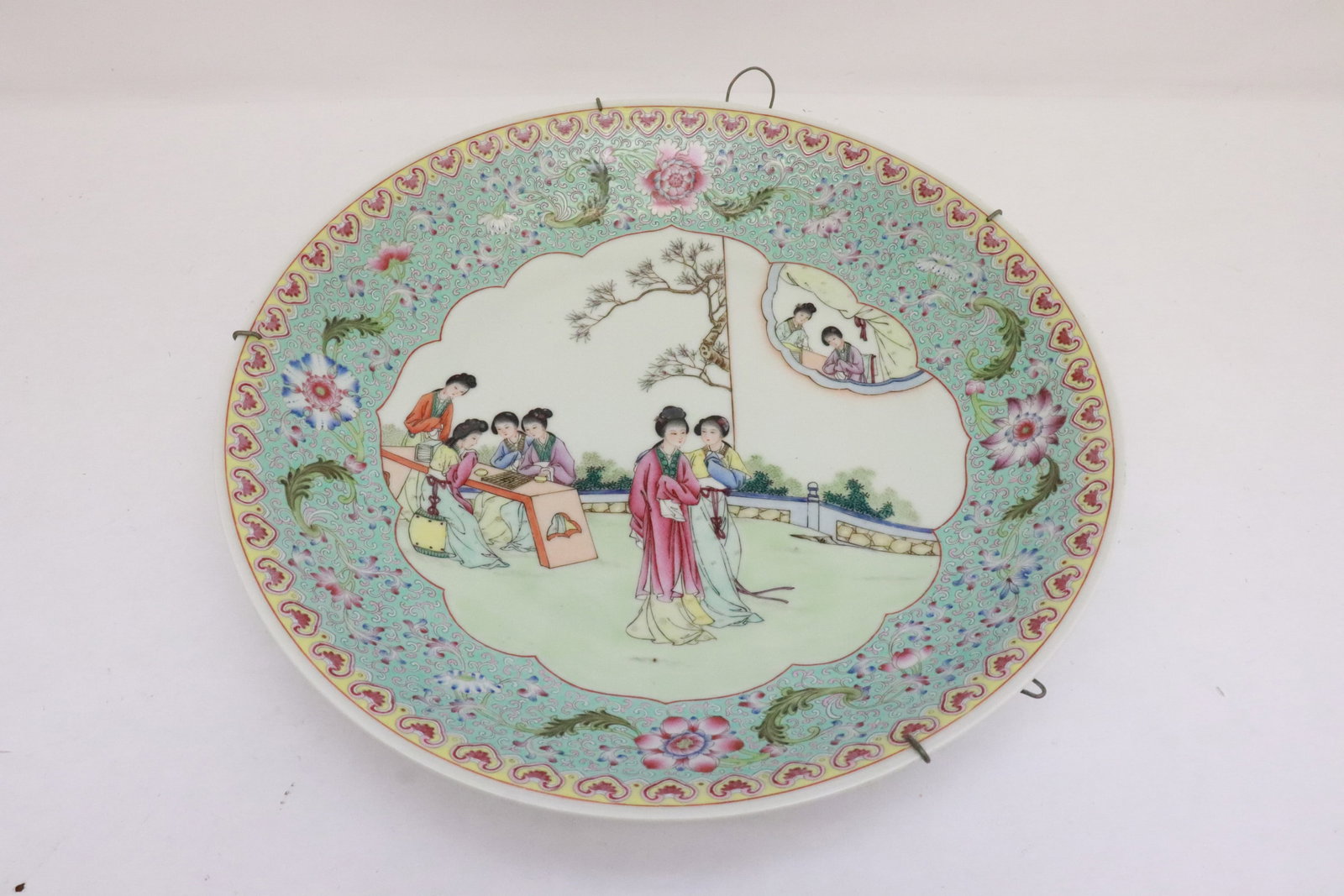 Chinese early 20th c. famille rose porcelain charger: Chinese early 20th century famille rose porcelain charger, 2.85"x15.75"dia