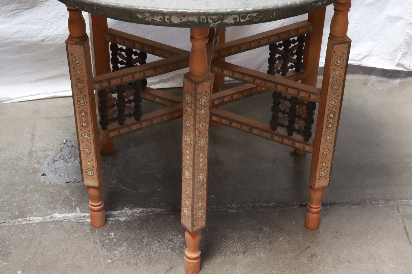 A Mid-Eastern copper platter - 2