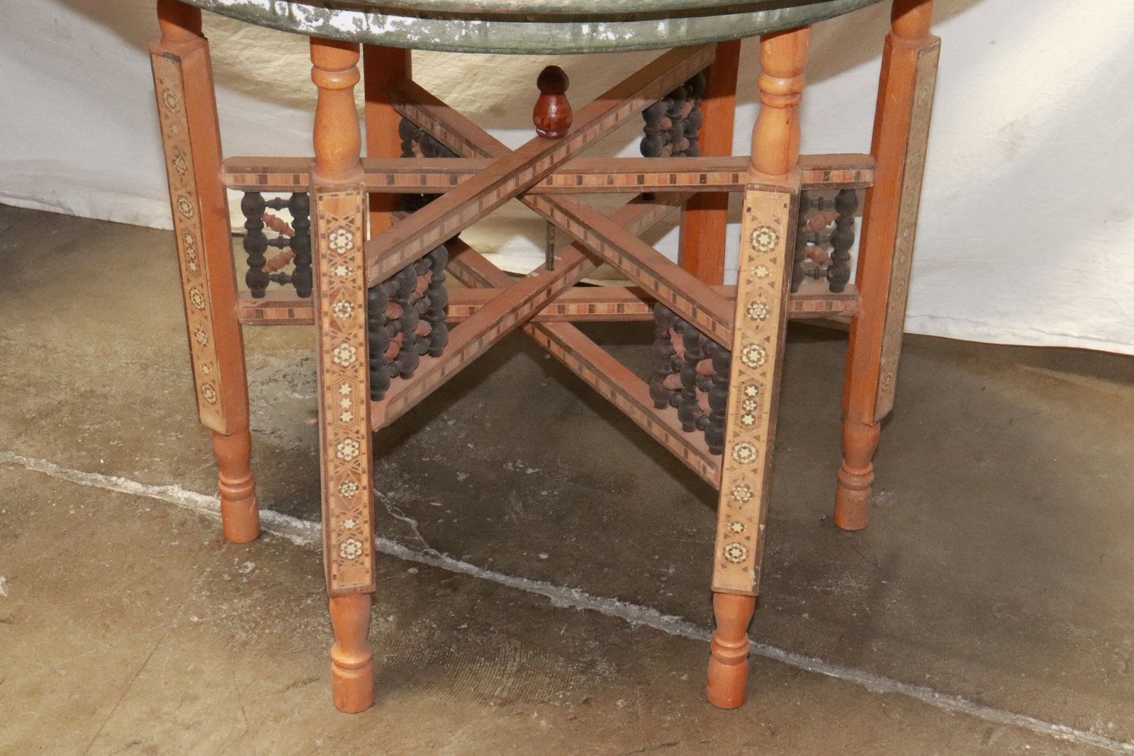 A Mid-Eastern copper platter - 5