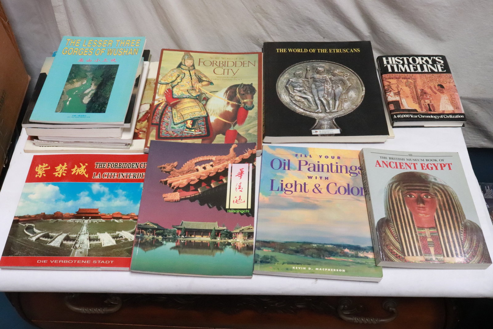 Lot of Chinese art reference books (1 of 7)