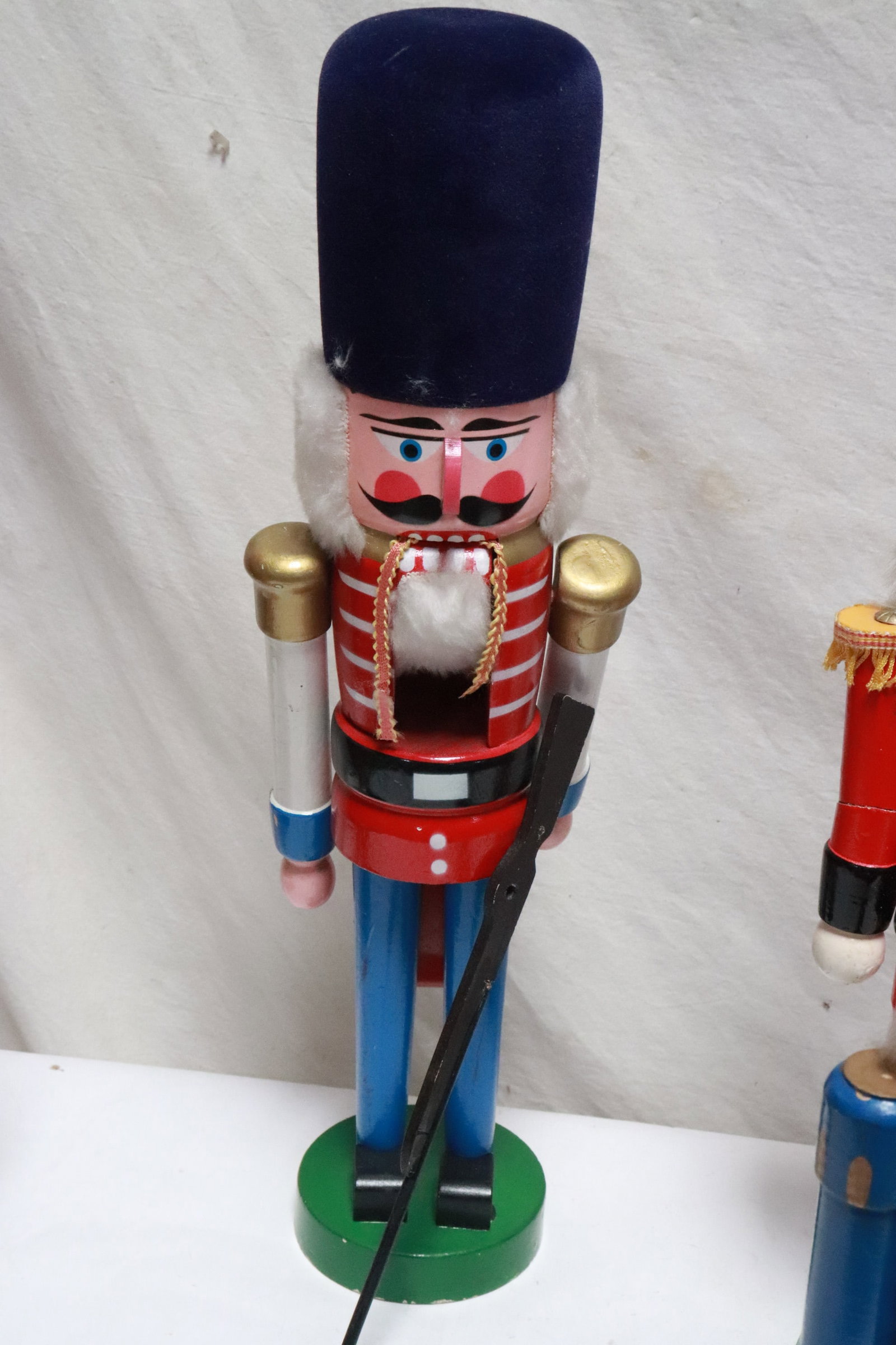 6 painted wood nutcrackers - 3