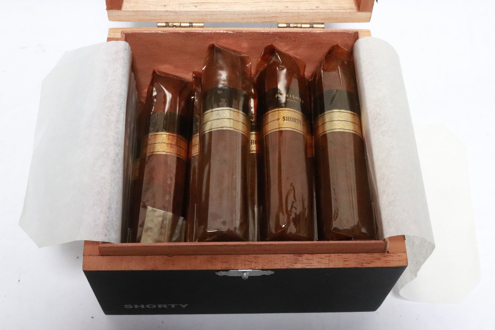 2 cigar boxes - 3