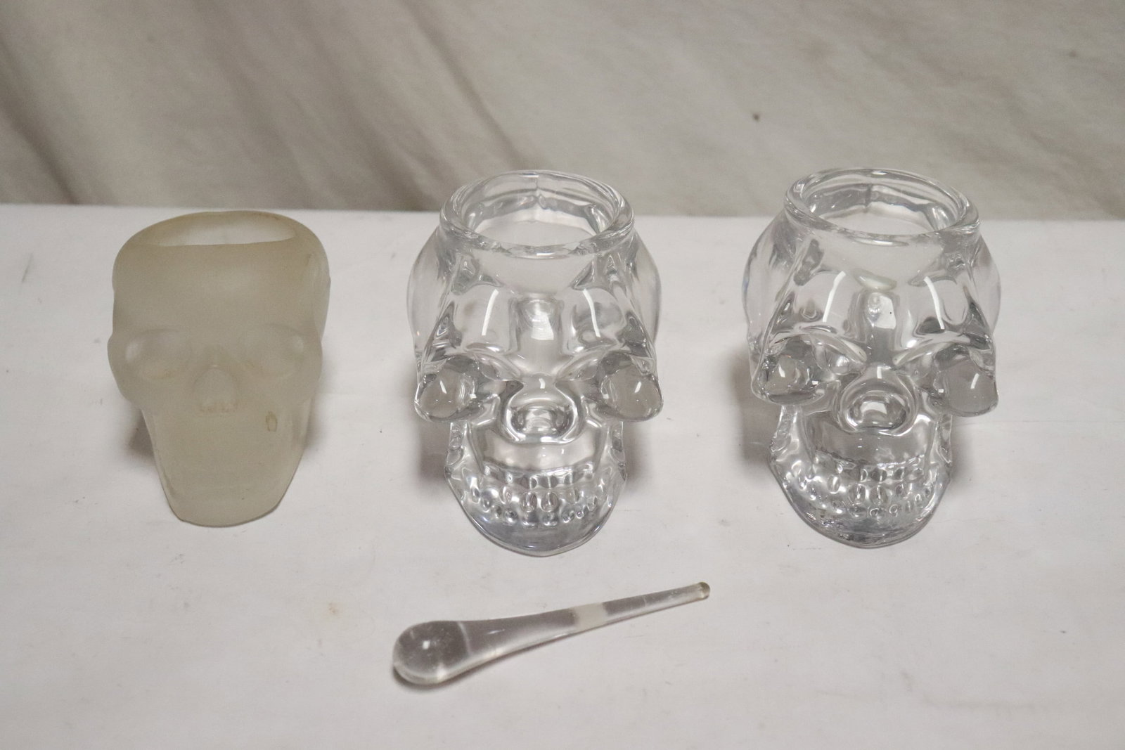 3 crystal skulls: 3 crystal skulls, 3.35"x4.4"x3" - 3.7"x5"x3.65"