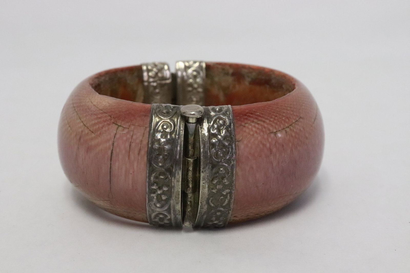 A bone carved bangle - 2