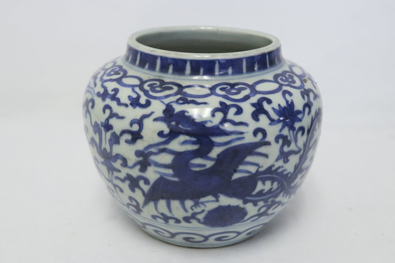 A Ming blue & white jar, Wanli period, c1500AD (1 of 6)
