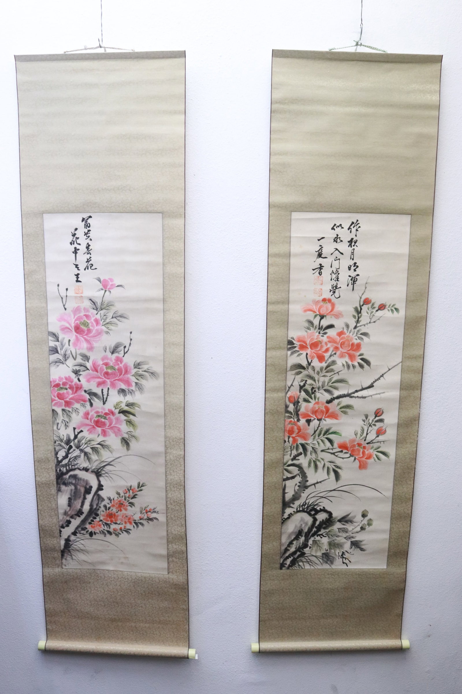 2 Chinese vintage watercolor scrolls: 2 Chinese vintage watercolor scrolls, 38"x11.8" ea
