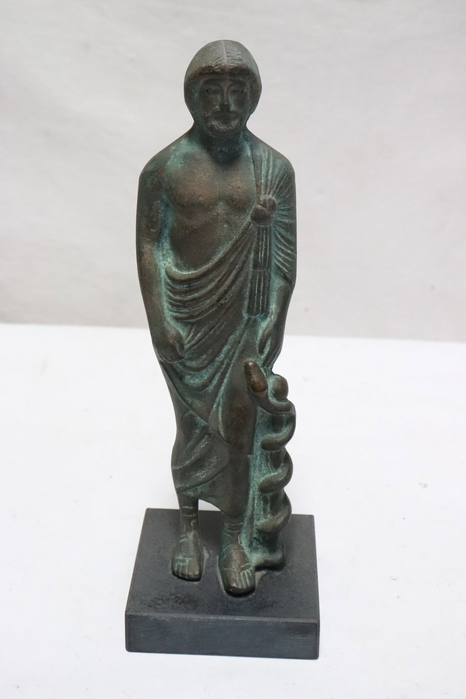 Bronze sculpture of deity (1 of 5)