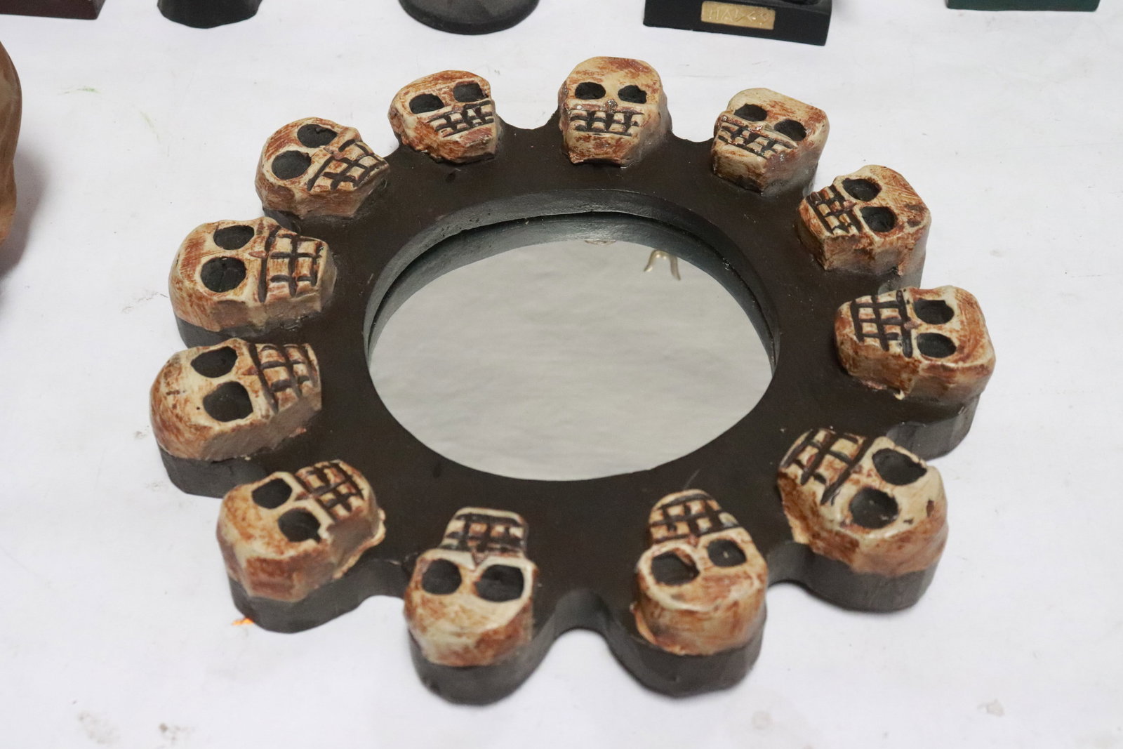 7 decorative table articles - 2