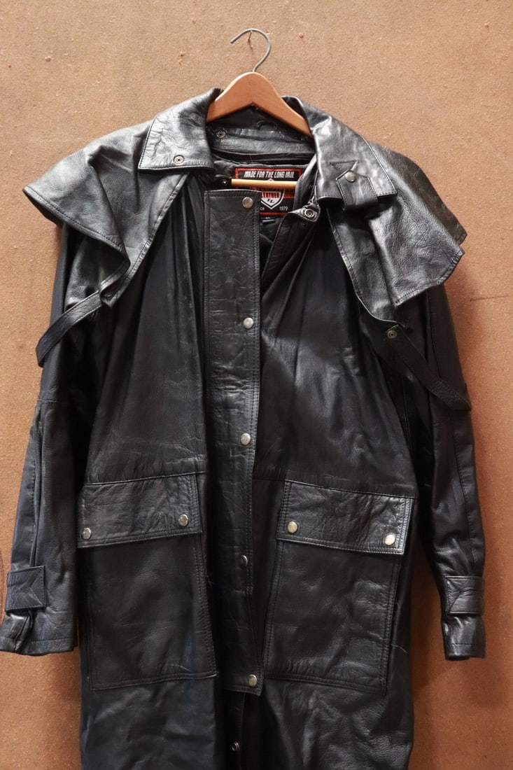 A rare leather coat - 2
