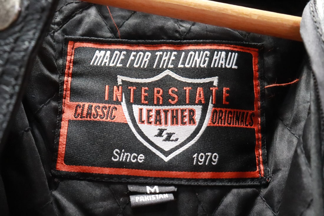A rare leather coat - 4