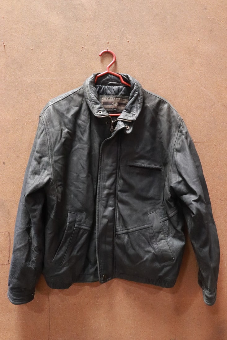 2 leather jackets - 6