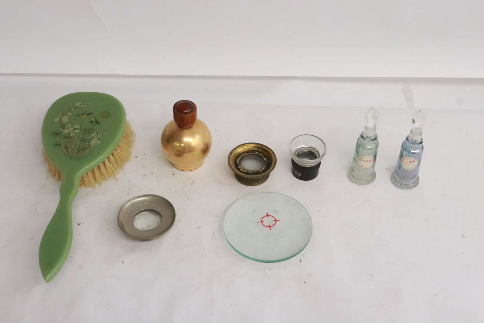 Perfume bottles, magnifier glasses, etc.: Perfume bottles (2.9"x2.05"dia - 3.65"x1"dia), magnifier glasses (1.25"x1.35"dia - 0.3"x3.15"dia), etc.