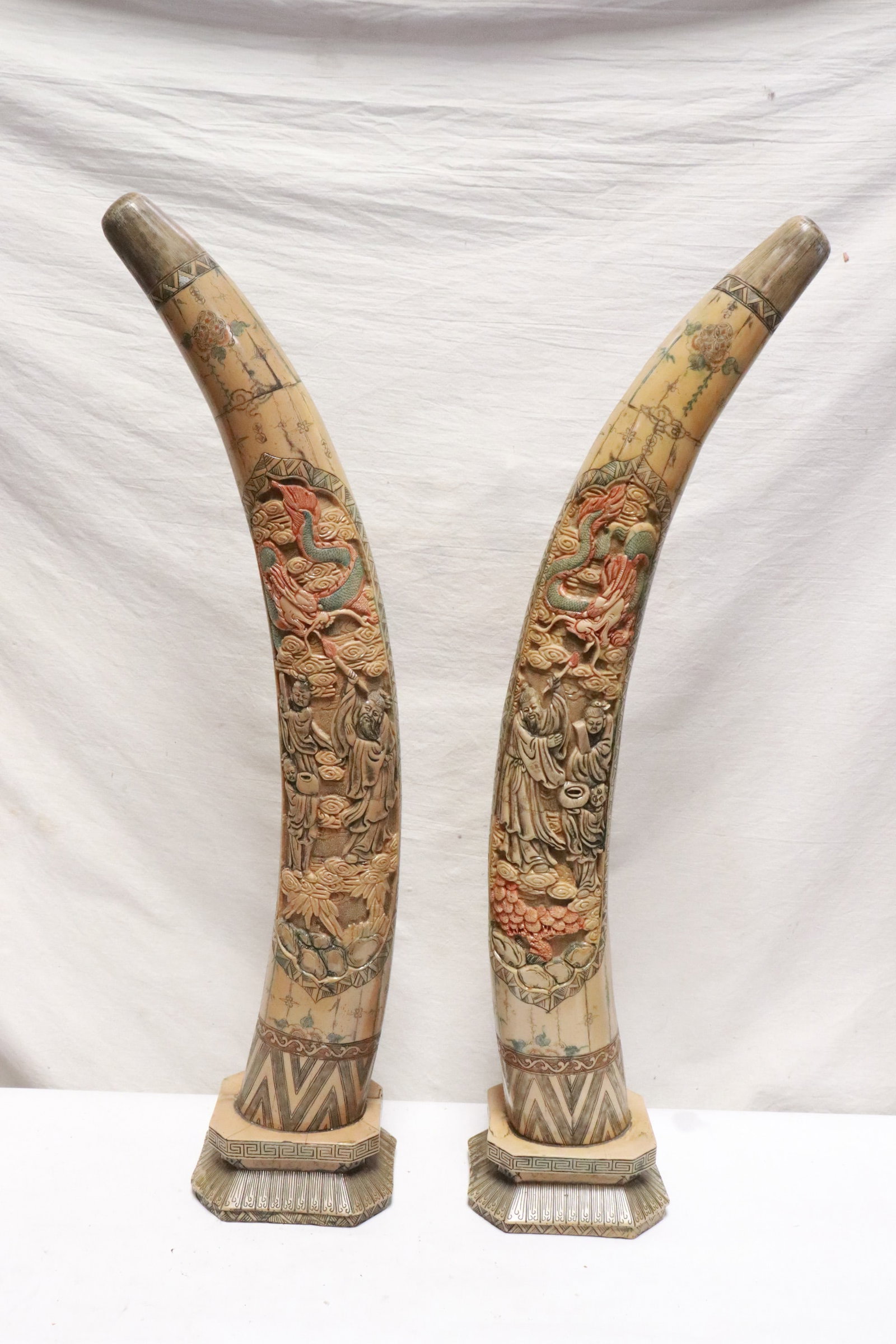 Pair large bone ornament (1 of 9)