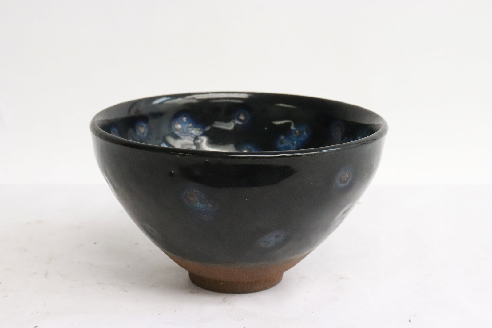 A Song style oil drop style porcelain bowl: A Song style oil drop style porcelain bowl, 3.1"x5.15"dia