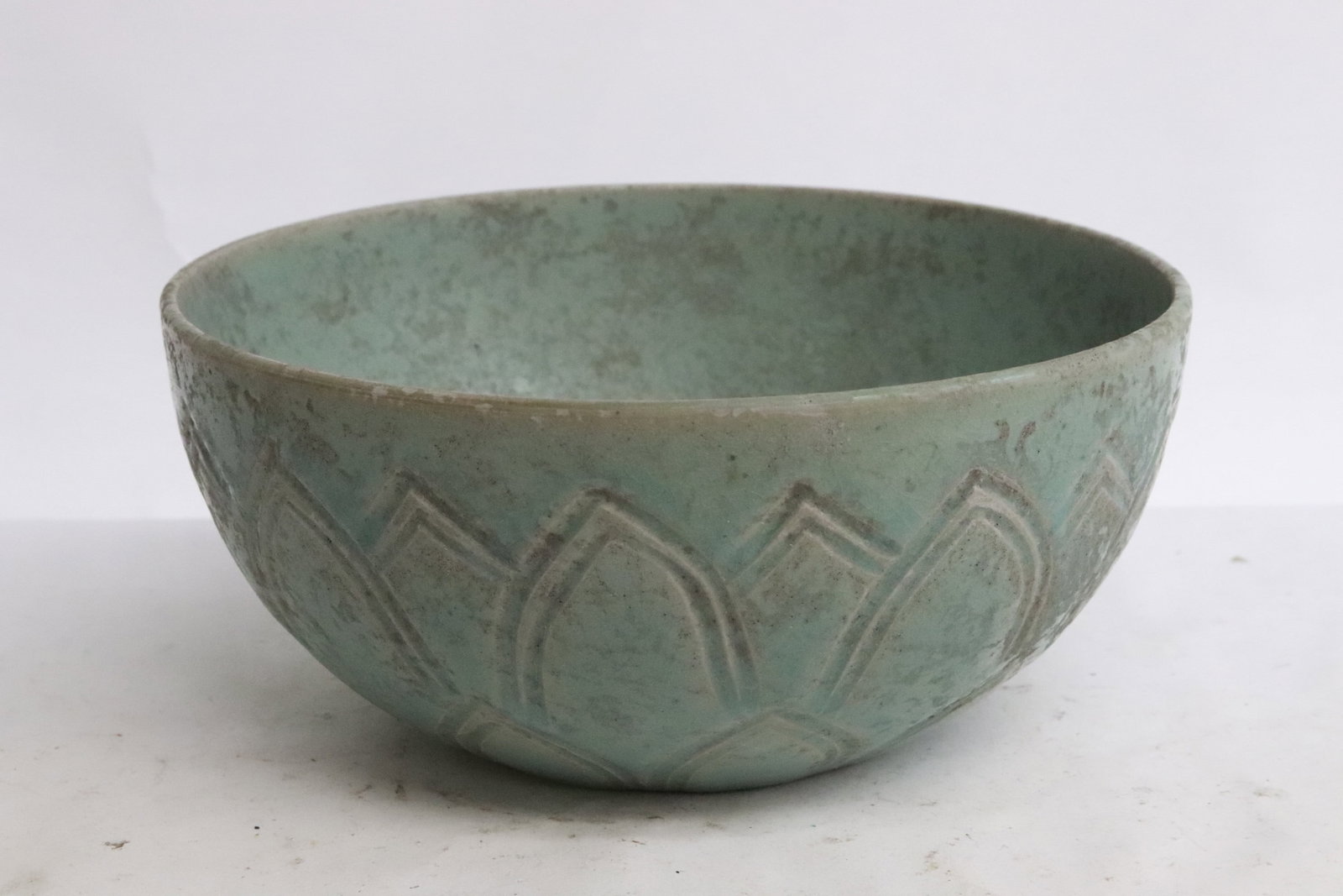 Celadon porcelain bowl (1 of 5)