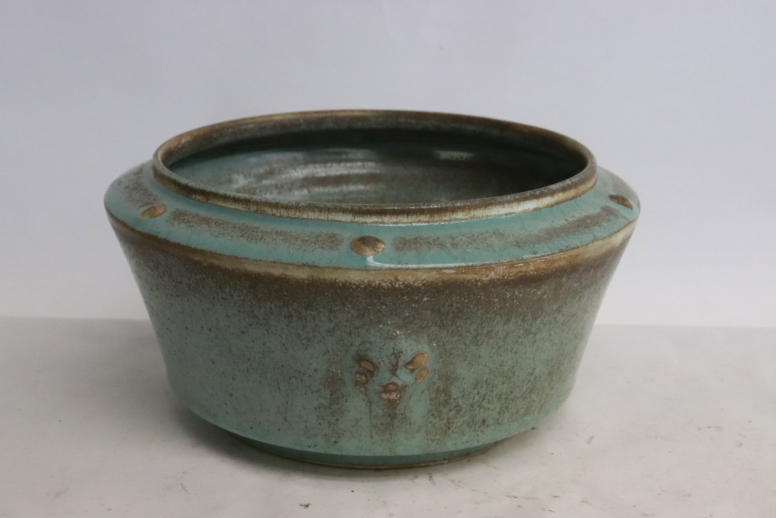 A Song style celadon censer (1 of 6)