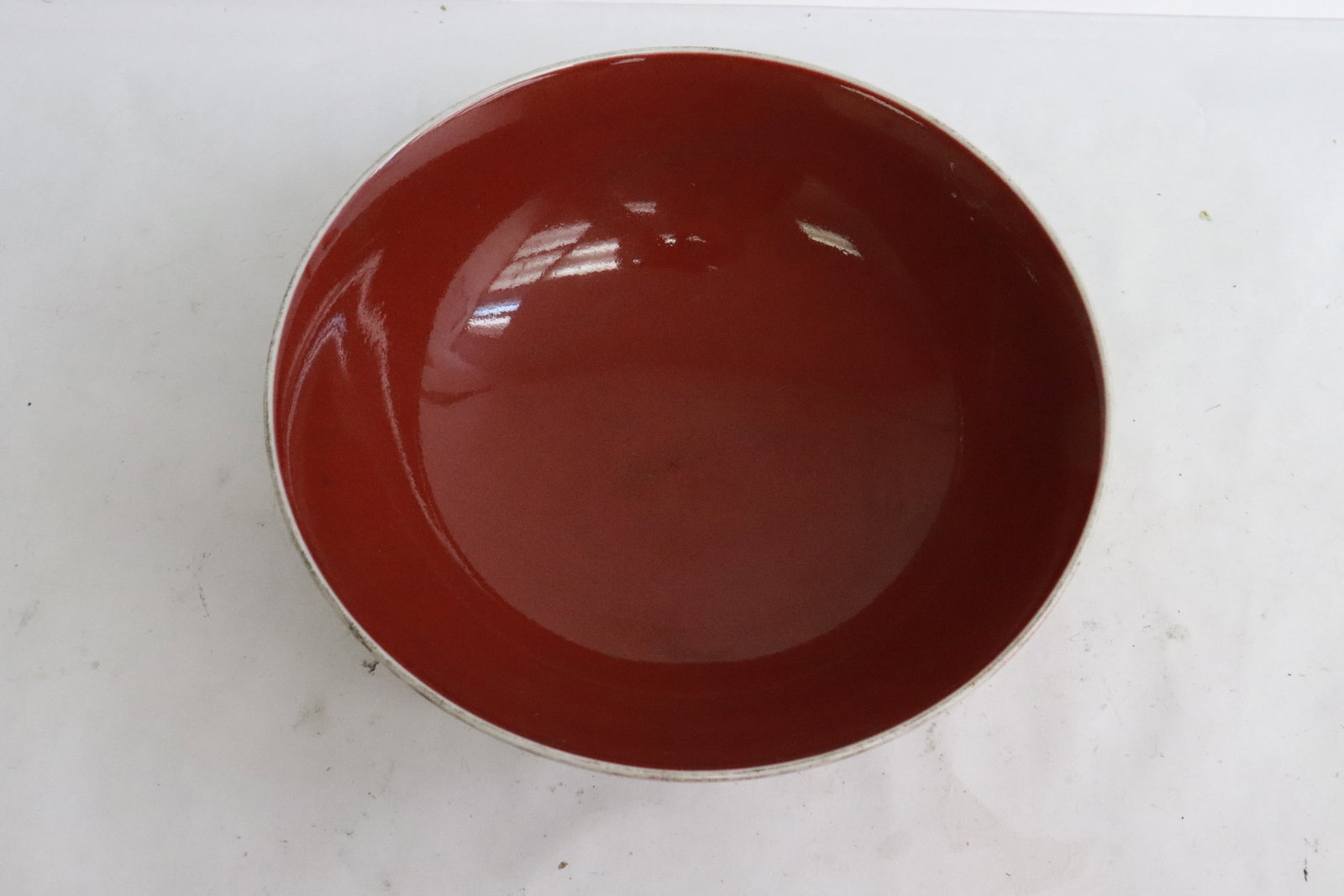 Fine red glazed porcelain bowl (1 of 5)