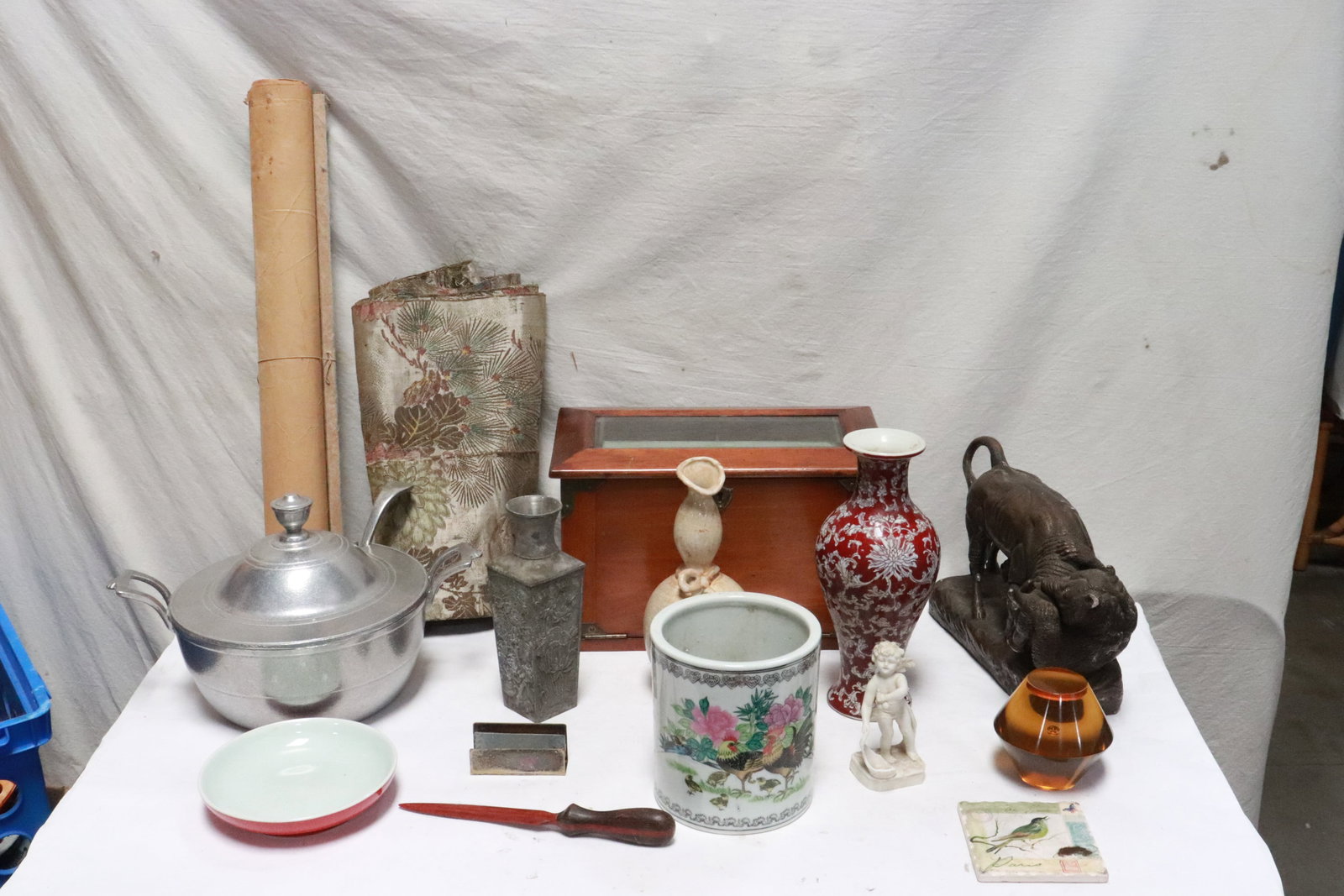 Large lot of misc. items; mostly Asian articles (1 of 8)