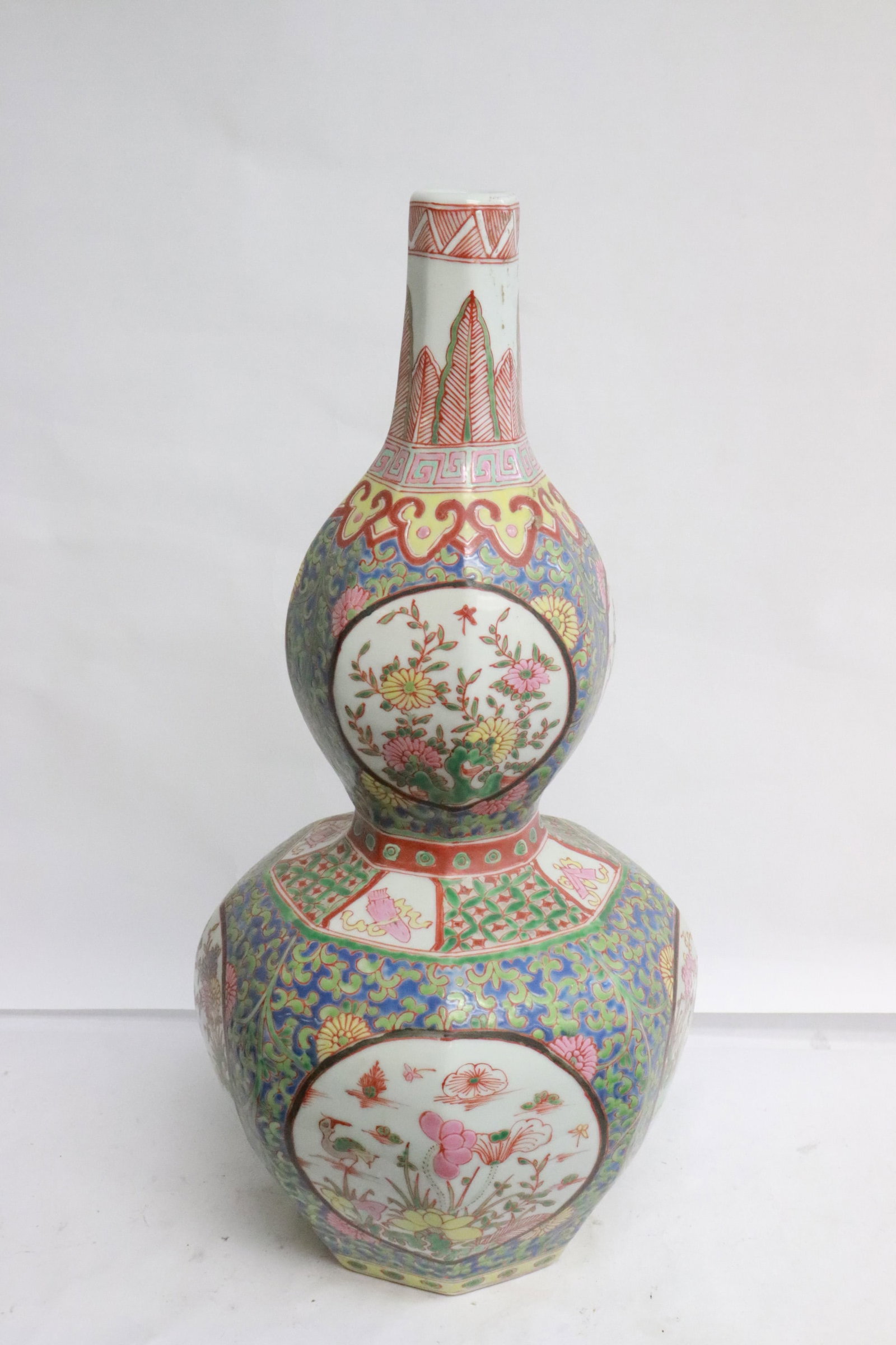 Chinese famille rose porcelain gourd shape vase: Very fine Chinese famille rose porcelain gourd shape vase, 18.85"x9"x9"